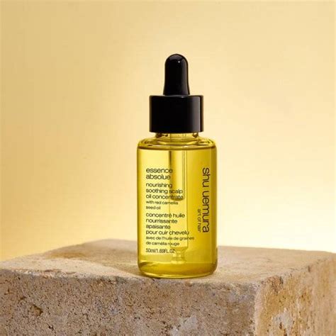 Shu Uemura Essence Absolue Nourishing Soothing Scalp Oil Concentrate