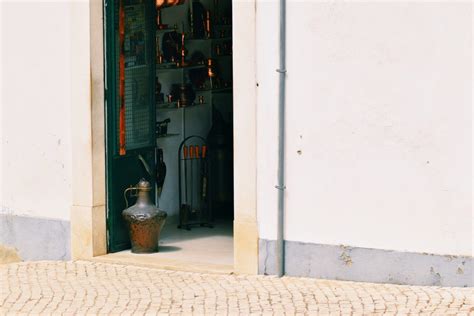 Photo Journal: Street scenes of Loulé, Portugal « | GKM