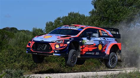 Rallye De Sardaigne Sordo S Envole Neuville Attaque Et D Borde Ogier