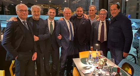 Nissa Rugby Cena Di Auguri Con Lonorevole Michele Mancuso Il Dg Lo