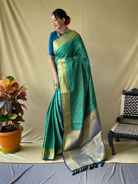 Women S Patola Bandhej Weaving Silk Saree Dvz Dvanza