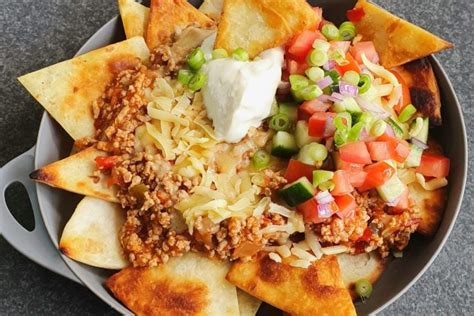 Recipe / Fried Tortilla Nachos - Adventure Rider