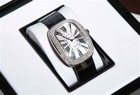 Đồng hồ Franck Muller Galet 3002 M QZ R AC Custom Diamonds