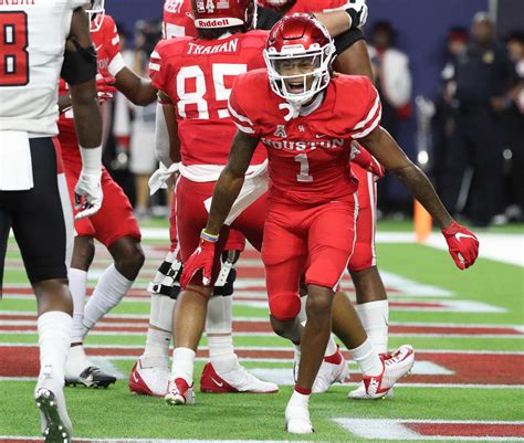 Small Receiver Big Impact Nathaniel Dell Thriving For Uh