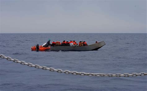 Segelschiff Rettet Menschen Aus Seenot Resqship