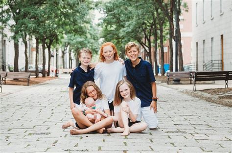 The Barefoot Family | Charlestown Family Photographer