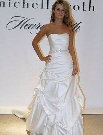 Henry Roth Strapless A Line Gown In Satin Gorgeous Bridal Gown