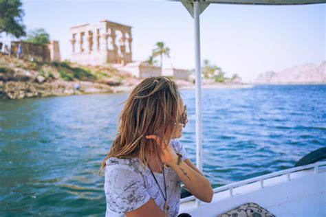 Nile Cruise Aswan Luxor: What to Know + How to Book (Affordably)