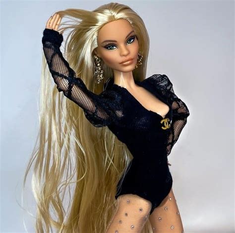 Pin De Rubia Badell En Barbie Chicas Con Pelo Largo Ropa Para Barbie