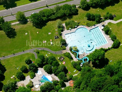 Biberach An Der Ri Aus Der Vogelperspektive Wasserrutsche Am