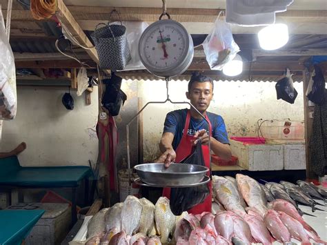 Harga Ikan Di Pasar Tradisional Alami Lonjakan Pasca Lebaran Balpos