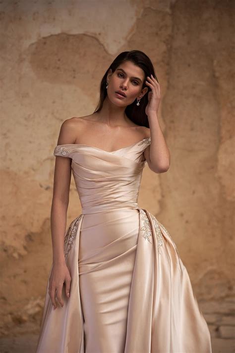 Tendances robe de mariée 2023 2024 les nouveautés aperçues sur les