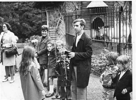 Photo De Classe SORTIE D ECOLE Mr Paulan De 1974 Ecole Henri Barbusse