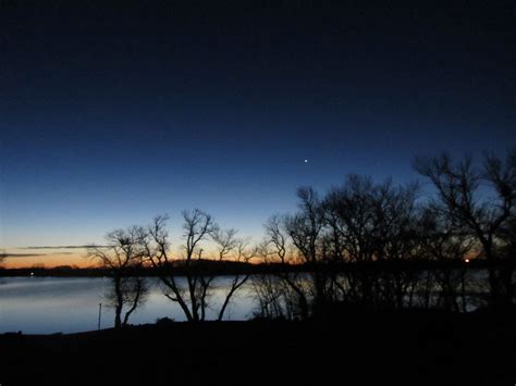 Venus and the Moon To Put On Early Morning Sky Show Tuesday | Space