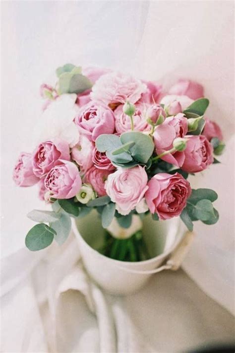 Pin By Rita Leydon On Pink Blooms Flower Arrangements Raindrops And