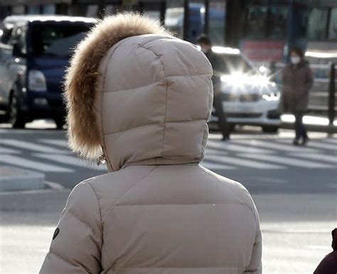 오늘의 날씨 출근길 한파···서울 최저 7도 네이트 뉴스