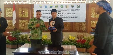 Lingga Radar Kepri Pemerintah Kabupaten Pemkab Lingga Menandatangani