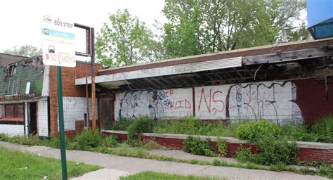 15924 W 7 Mile Rd Detroit Mi 48235 Storefront Property For Sale On