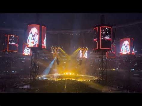 Intro Whiplash Metallica Montreal August 11th 13th 2023