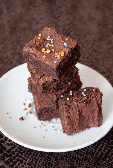 Dessert für Genießer Rezept für den Bohnen Schokoladen Brownie ohne