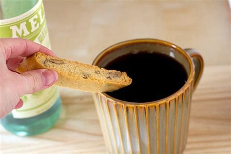 Anisette Biscotti