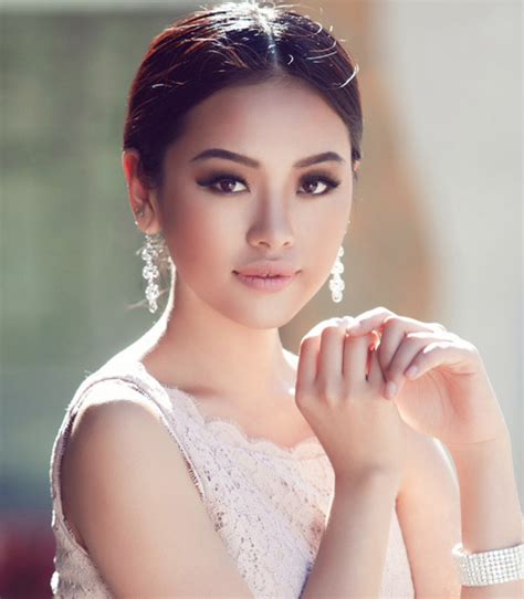 Ngỡ ngàng với hot girl Việt Nam cực giống diễn viên Thư Kỳ Titanic Nơi mọi thứ được chia sẻ