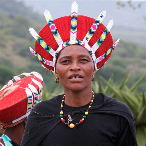 Afro Africa: Trajes característicos da etnia Zulu - África