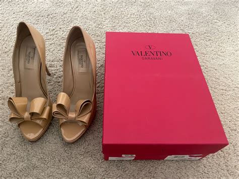 Authentic Valentino Patent Nude Bow Pumps Shoes Size Gem