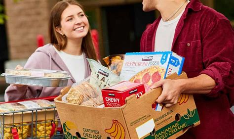 Costco New Gold Star Members receive a $40 Digital Costco Shop Card