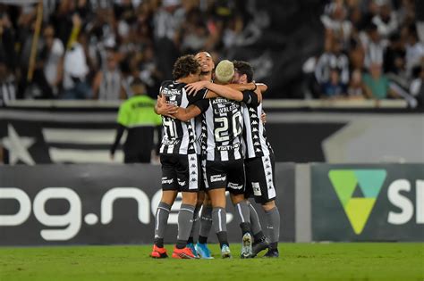 GOL DE SONHO NA VITÓRIA DO BOTAFOGO Blog do Deni Menezes