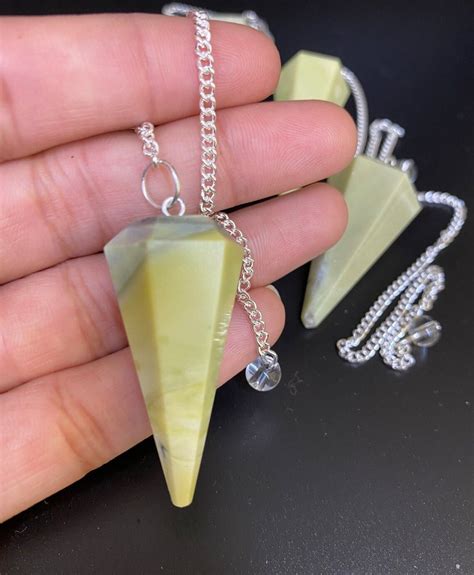 Serpentine Facet Gemstone Pendulum Healing Dowsing Energy Balancing