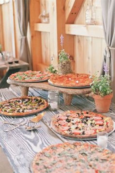 Fun Ways To Organize A Pizza Bar At Your Wedding Weddingomania