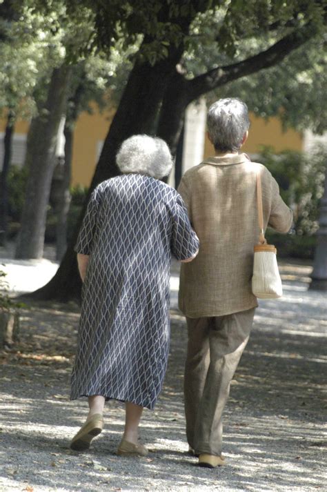 In Sardegna il paese più longevo al mondo con 8 centenari entra nel