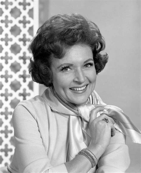 Estelle Getty 1940s