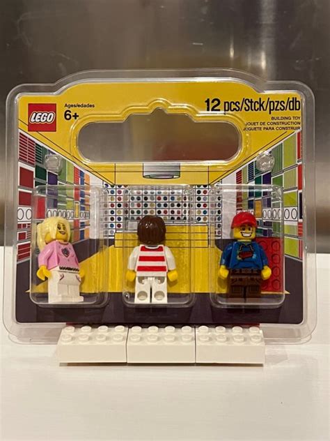 LEGO - GRAND OPENING - LEGO BRAND STORE GRAND OPENING SET - UBER RARE ...