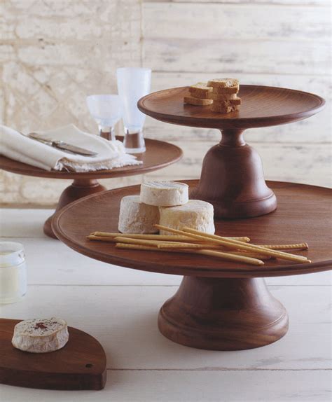 Deluxe Wood Serving Tray with Pedestal Stand: NOVA68.com