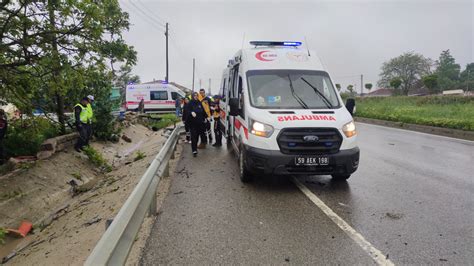 Tekirdağda feci kaza Otobüs bekleyen yayaya otomobil çarptı 1 ölü