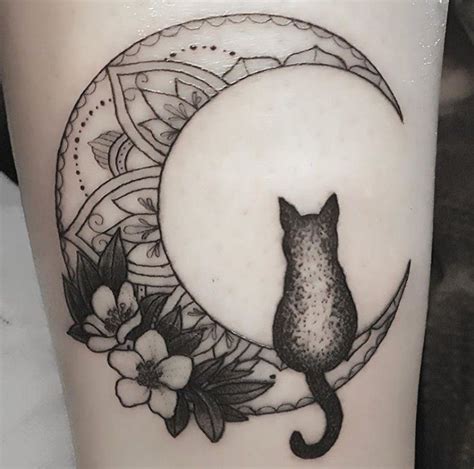 Best Cat And Moon Tattoo Designs Moon Tattoo Designs Cat