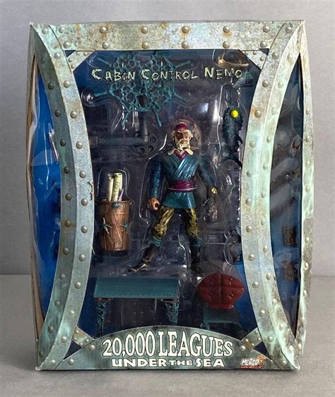 Mezco 20000 Leagues Under The Sea Captain Nemo Action Figure Auction