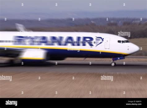 Boeing 737 Taking Off Fotografías E Imágenes De Alta Resolución Alamy