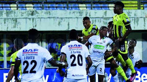 Alianza Petrolera Sacude Al Once Caldas Lo Derrota Y Se Mete Entre Los