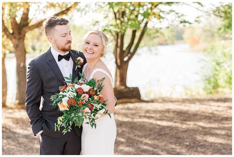 A Sunny Autumn Wedding at Gaelic Park | Jen + John - sherah-g.com