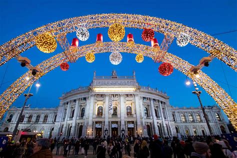 The 10 Best Vienna Christmas Markets To Visit