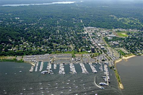 Atlantic Highlands Municipal Harbor in Atlantic Highlands, NJ, United ...