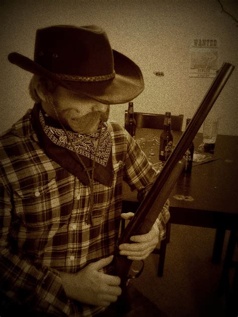 is cowboy josh still married to amanda 7