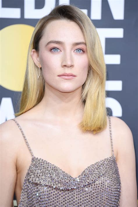 Saoirse Ronan seemed reserved at the 2020 Golden Globes