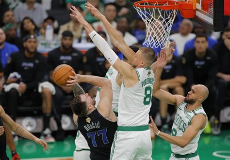 Unos Celtics Intratables No Dan Opción A Doncic Y Sus Mavericks El Correo