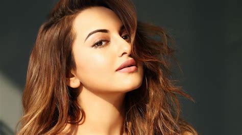 Rush Hour Sonakshi Sinha Proves She Is A Committed Actor Rush Hour