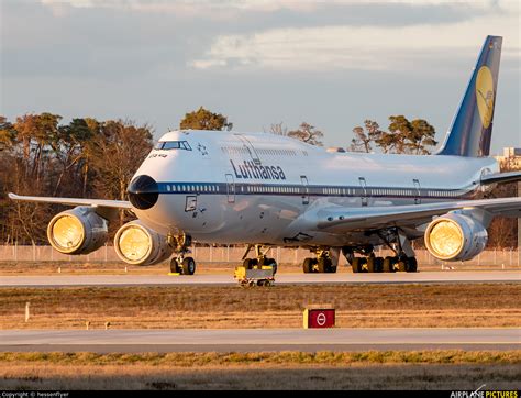 D ABYT Lufthansa Boeing 747 8 At Frankfurt Photo ID 1367907