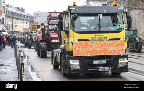 Gro Demo In Der Siegener Innenstadt Landwirte Handwerker Und